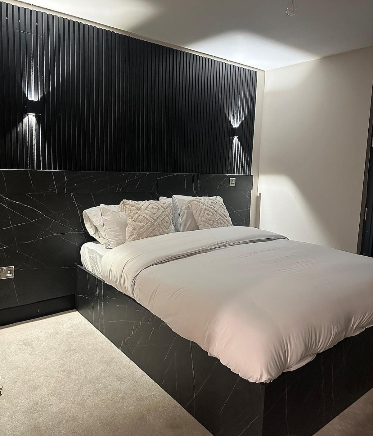 2 Bed Luxe Apartment